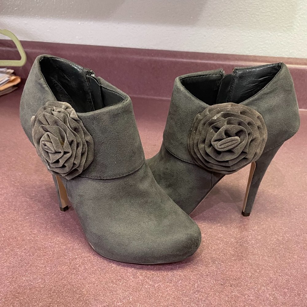 Glaze Gray Faux Suede Bootie with Rosette on side of each - Size 8